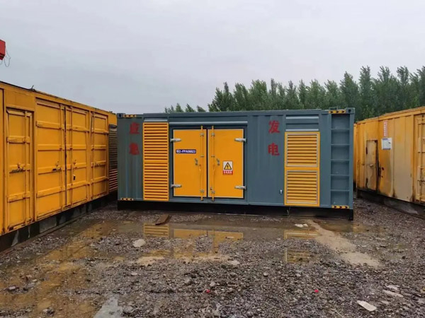 南关柴油发电机如何判断干式空气滤清器是否需要更换？