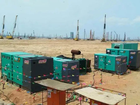 南关柴油发电机组干式空气滤清器的维护成本高吗？